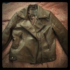 Women’s Leather Jacket